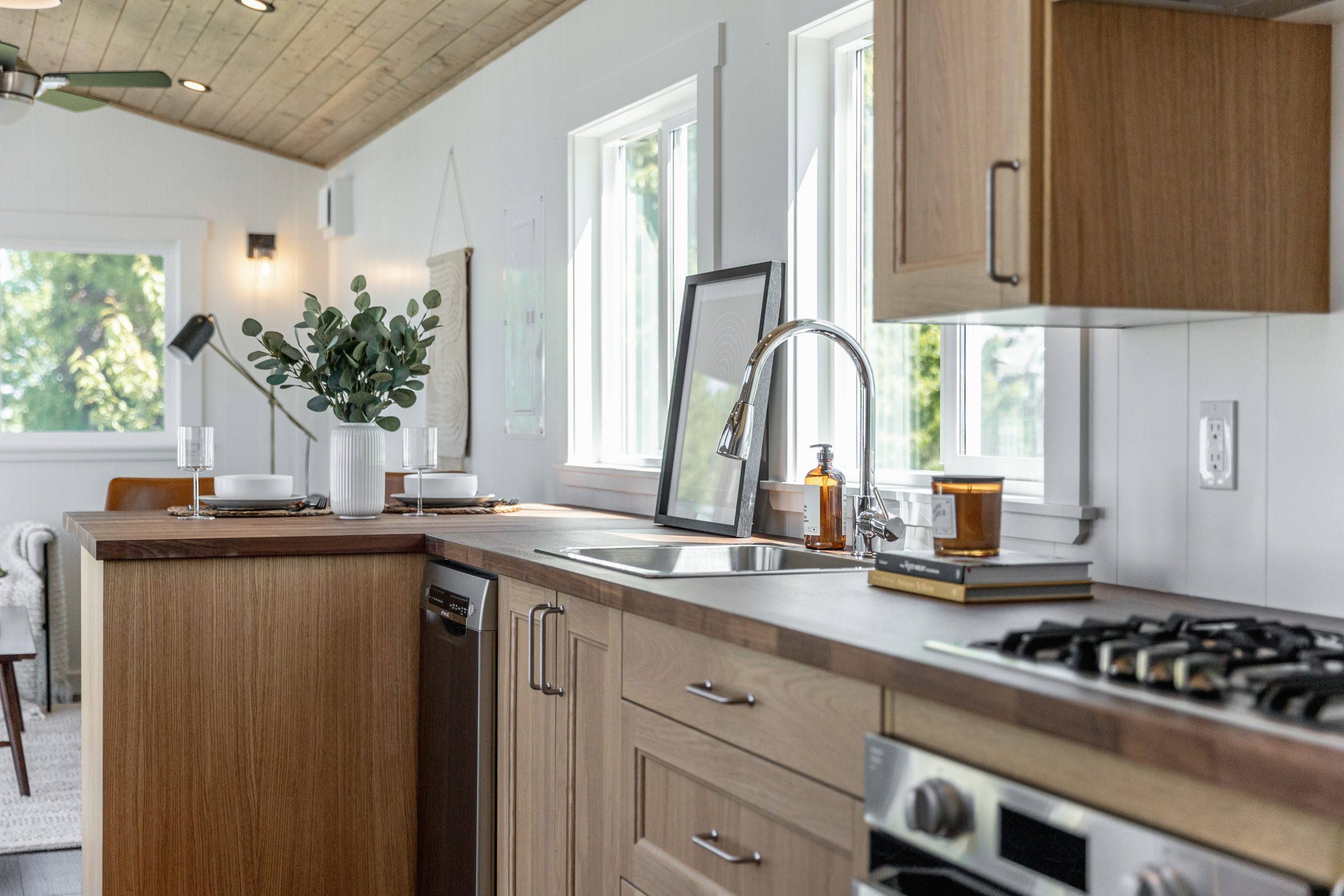 Finding Your Perfect Tiny House Kitchen Vibe​