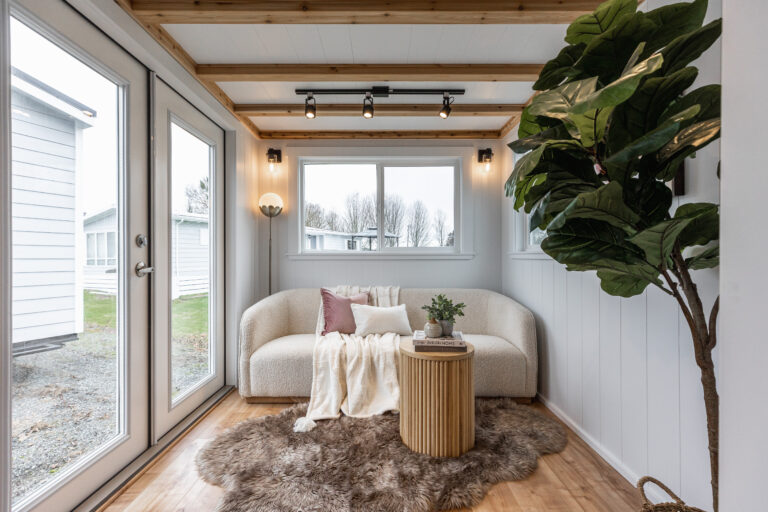 9 Reasons a Tiny House Makes an Excellent Investment!