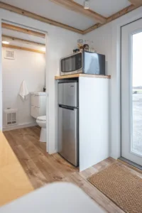 415_Mint Tiny Homes_L30.STR.BRUNO.23-130