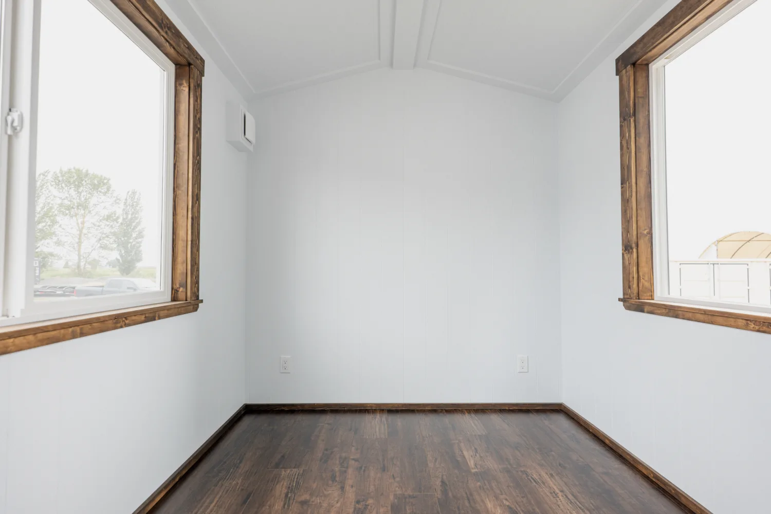 minttinyhousecompany2406059Brendan-08