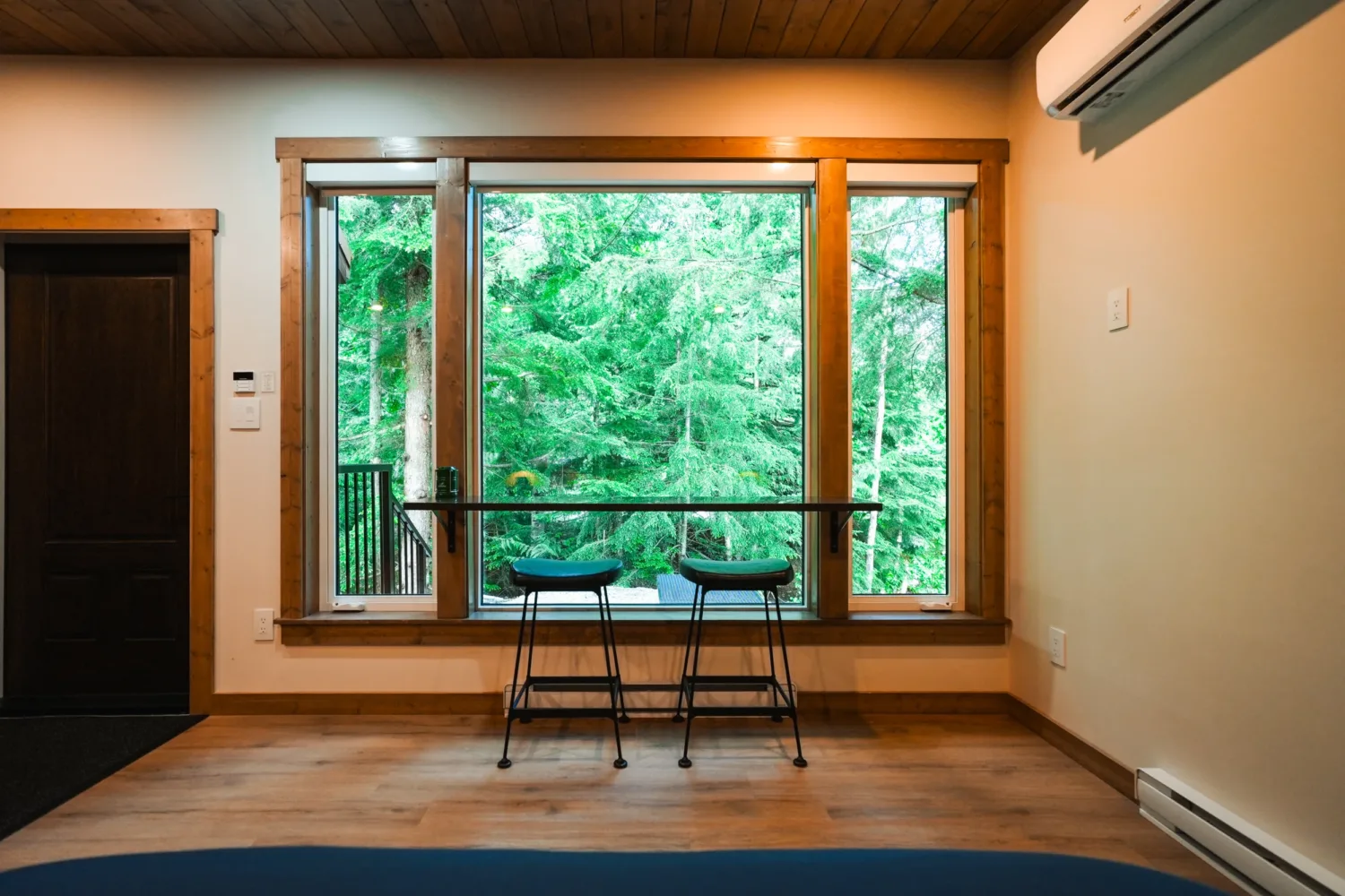Minty Tiny Home "Nest"