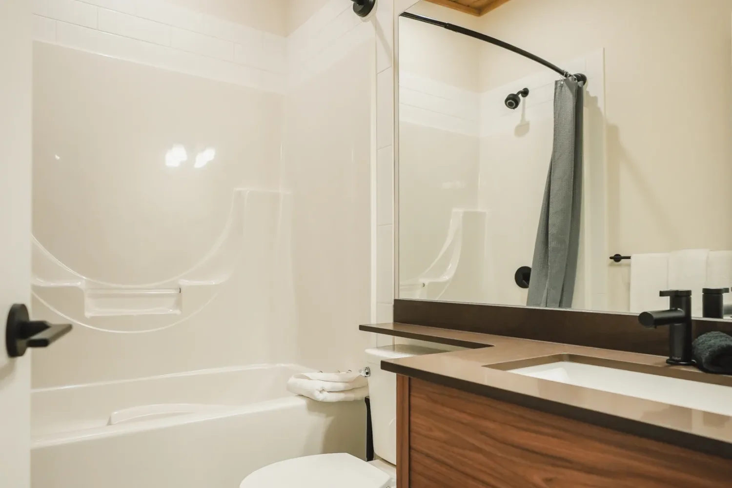 Mint Tiny House - Selkirk model